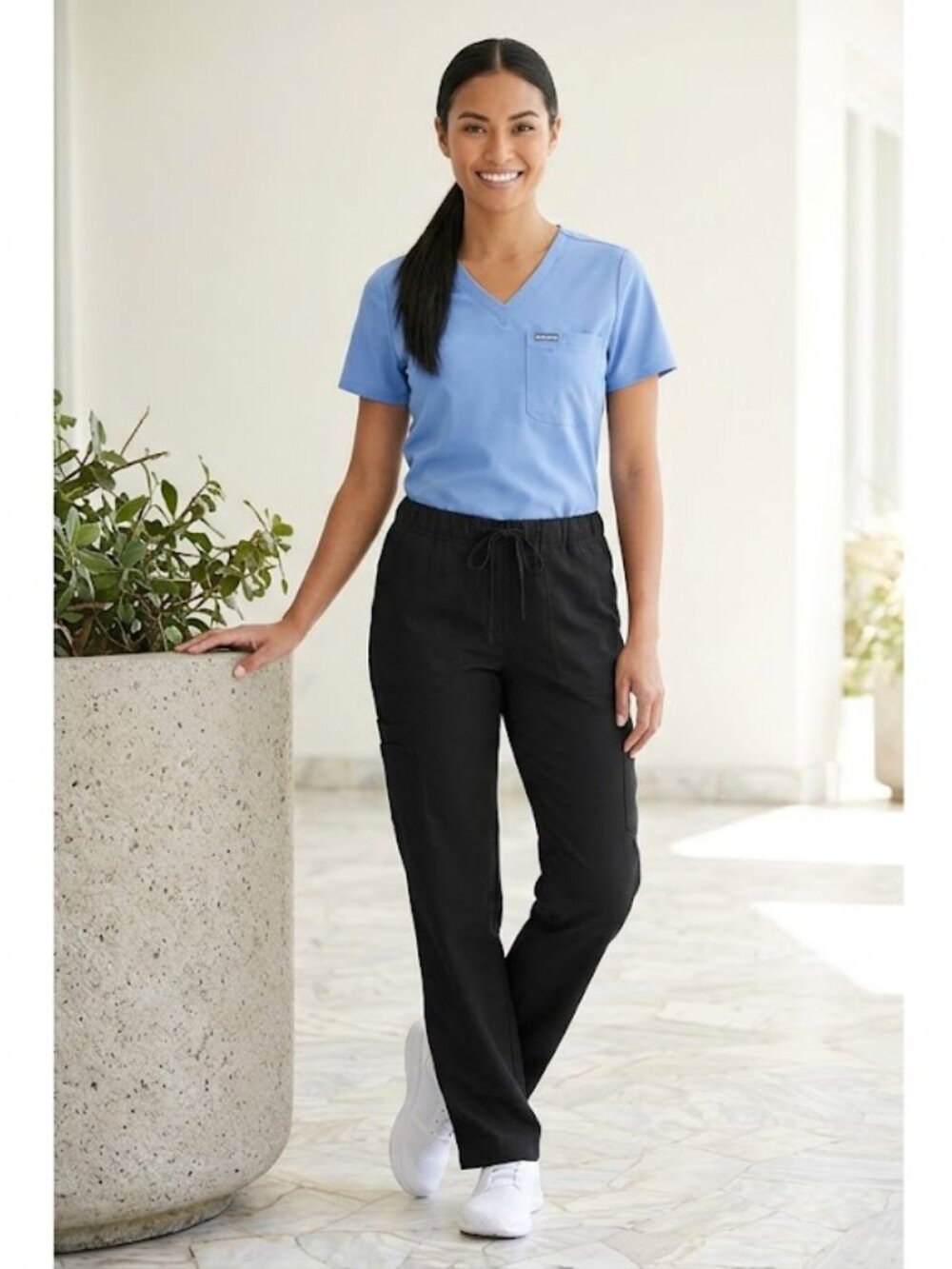 Grey's Anatomy Scrubs Women's Modern Fit 5‎ Pocket XS Tall